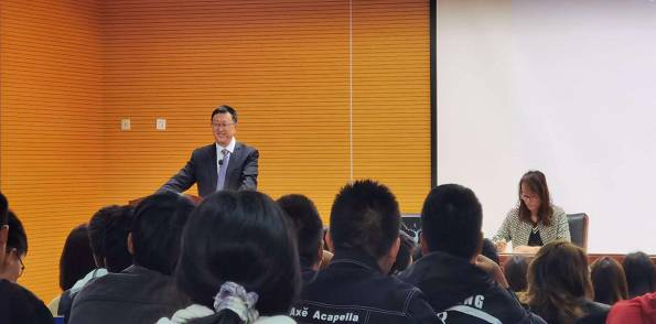 http://www.hgu.edu.cn/__local/F/09/20/183316F9390B2C3118BA3A0F854_D977C0AC_476B3.png
